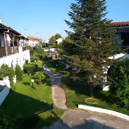 Theodora'S Apartment In Palm Trees Garden Skála Foúrkas