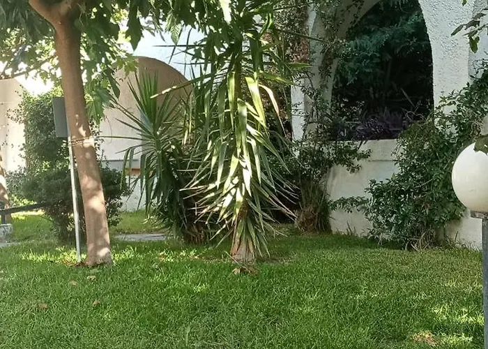 Apartament Theodora'S Apartment In Palm Trees Garden